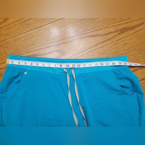 FIGS Women's High Waisted Zamora Jogger Scrub Pants Teal Size XXL - Picture 8 of 9
